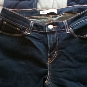 Levi's straight leg skinny jeans With stretch size 31